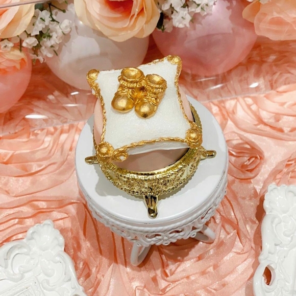 Baking Small Pillow Silicone Mold - Picture 3 of 13